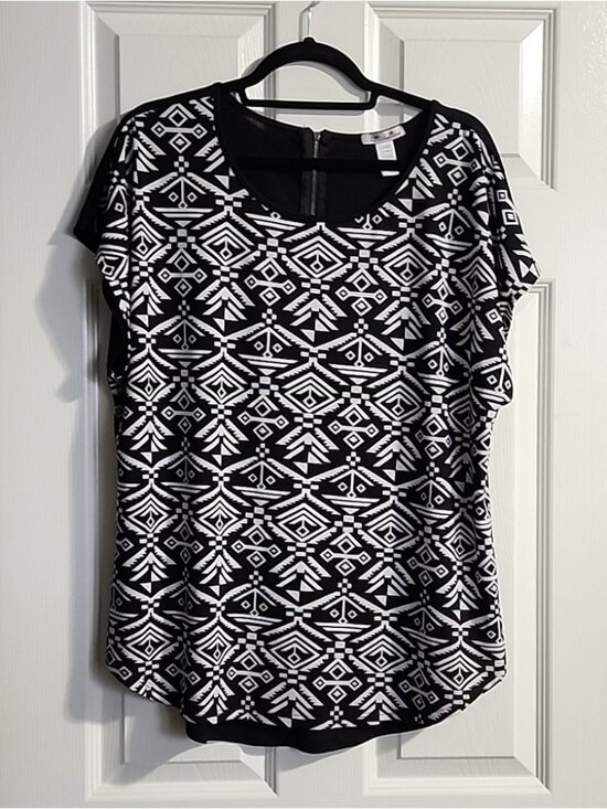 Tops - Aztec Print Top